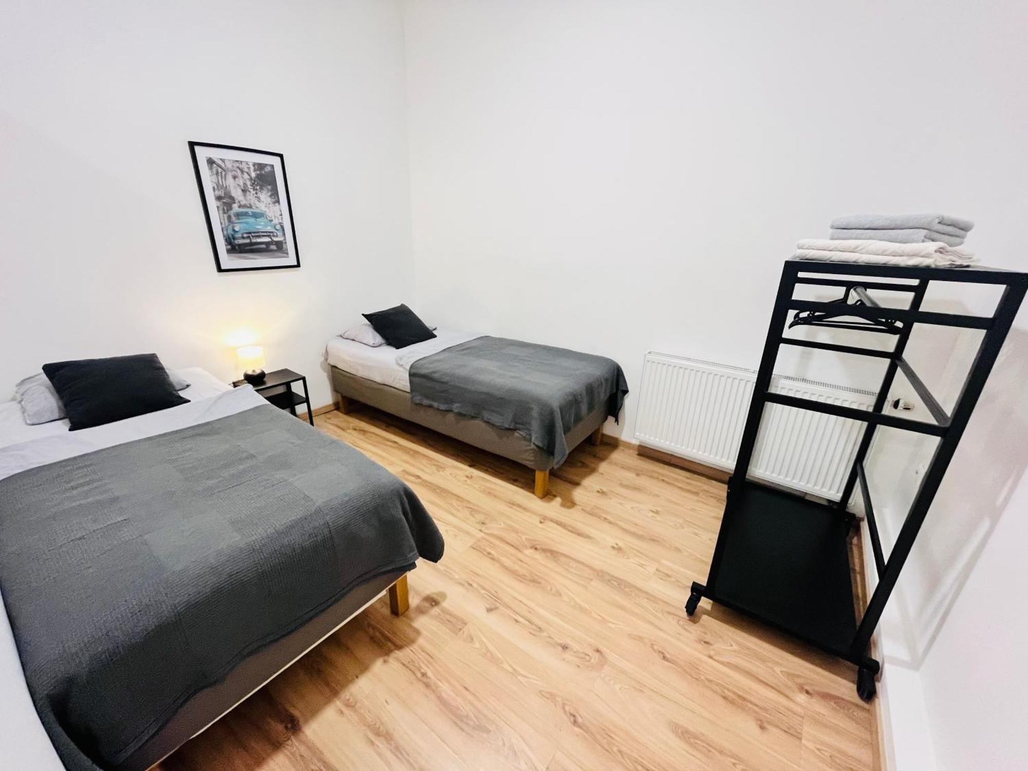 Apartment Central 10A 40Qm Wi-Fi Free Parking Calm Back House Dortmund Exterior photo