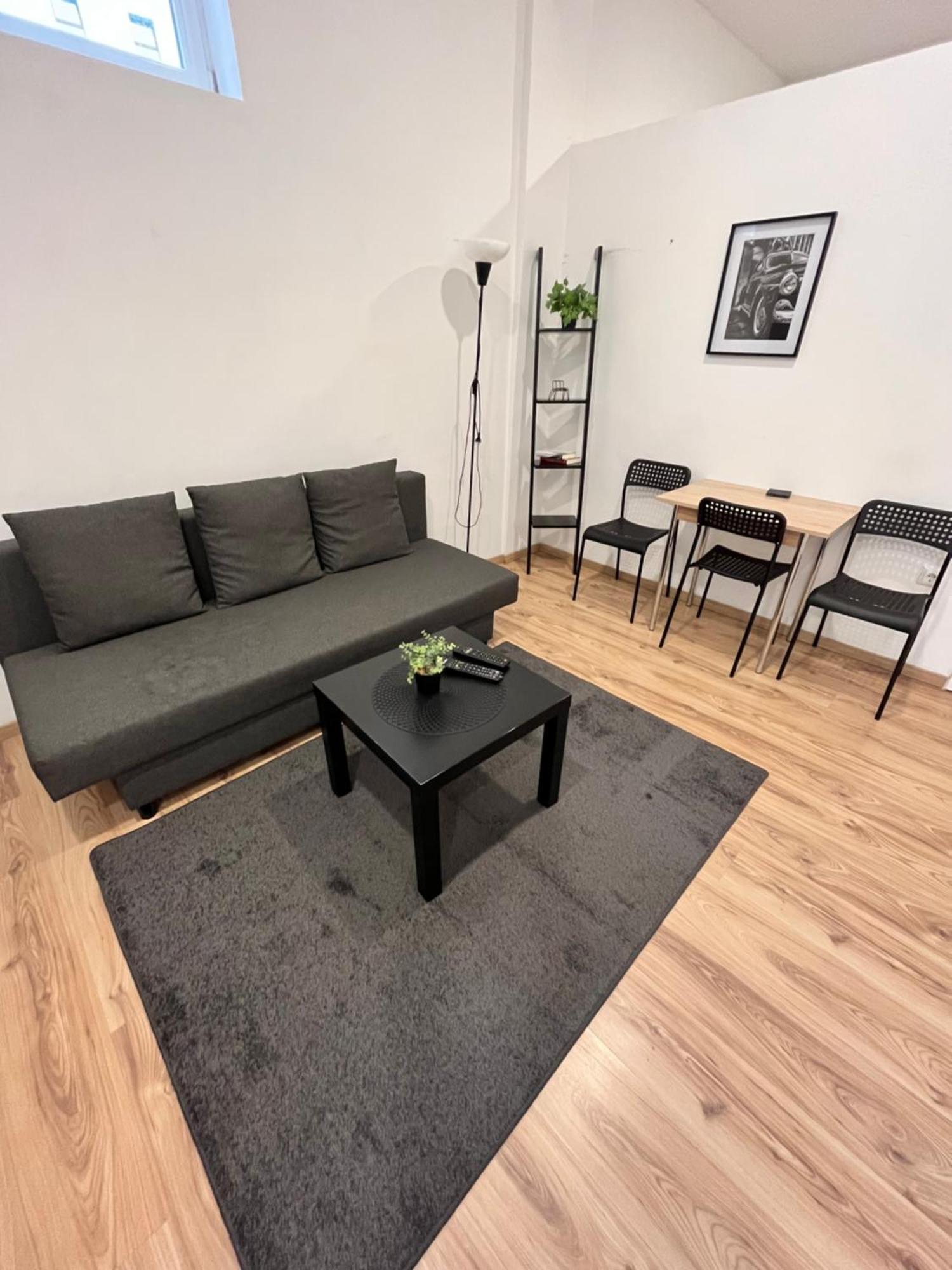 Apartment Central 10A 40Qm Wi-Fi Free Parking Calm Back House Dortmund Exterior photo