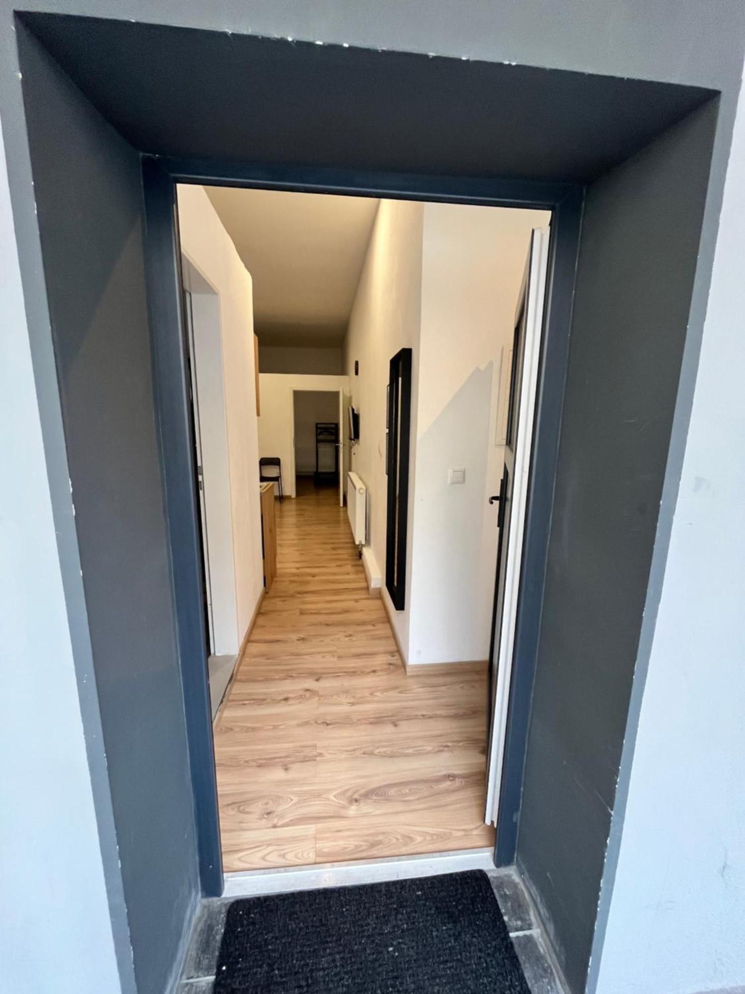 Apartment Central 10A 40Qm Wi-Fi Free Parking Calm Back House Dortmund Exterior photo
